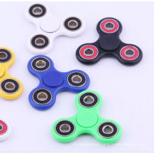 2017 Wholesale Plastic Finger Toys Fidget Spinner Fingertip Gyro with Different Colors